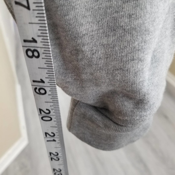 Romeo and Juliet Couture‎ crop sweatshirt - Picture 5 of 8